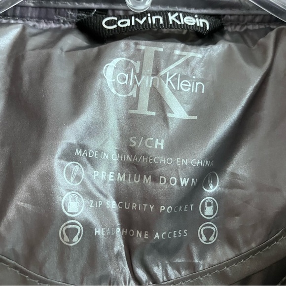 Calvin Klein Performance Women’s Quilted Down Vest, Small, Puffer - Picture 2 of 9